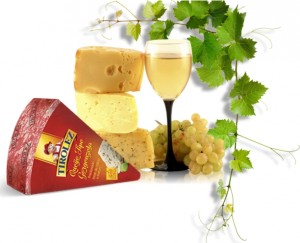 Queijo Tipo Gorgonzola Tirolez Kg