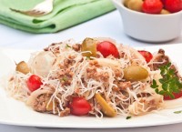 Salada de Batata com Atum, Abacaxi e Nozes