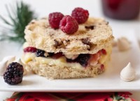 Sobremesa de Panettone com Sorvete