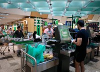 Supermercados brasileiros já contam com caixas de autoatendimento