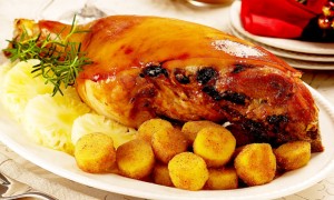 Pernil  Dore com Batatas Doces