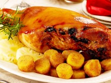 Pernil  Dore com Batatas Doces